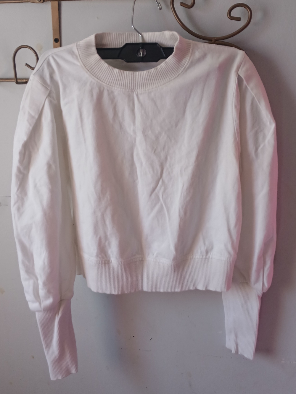 Zara White Ribbed Crewneck Sweatshirt